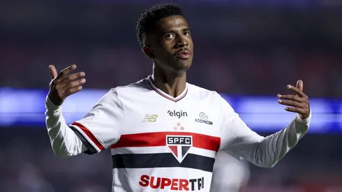 Marcos Antonio of Sao Paulo gestures during the Brasileirao 2025 match between Sao Paulo and Corinthians at MorumBIS Stadium on July 19, 2025 in Sao Paulo, Brazil.