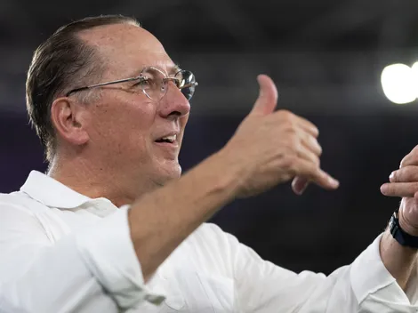 John Textor garante que resolverá o transfer ban no Botafogo