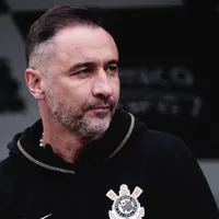 Justiça condena Vítor Pereira a pagar R$ 380 mil ao Corinthians