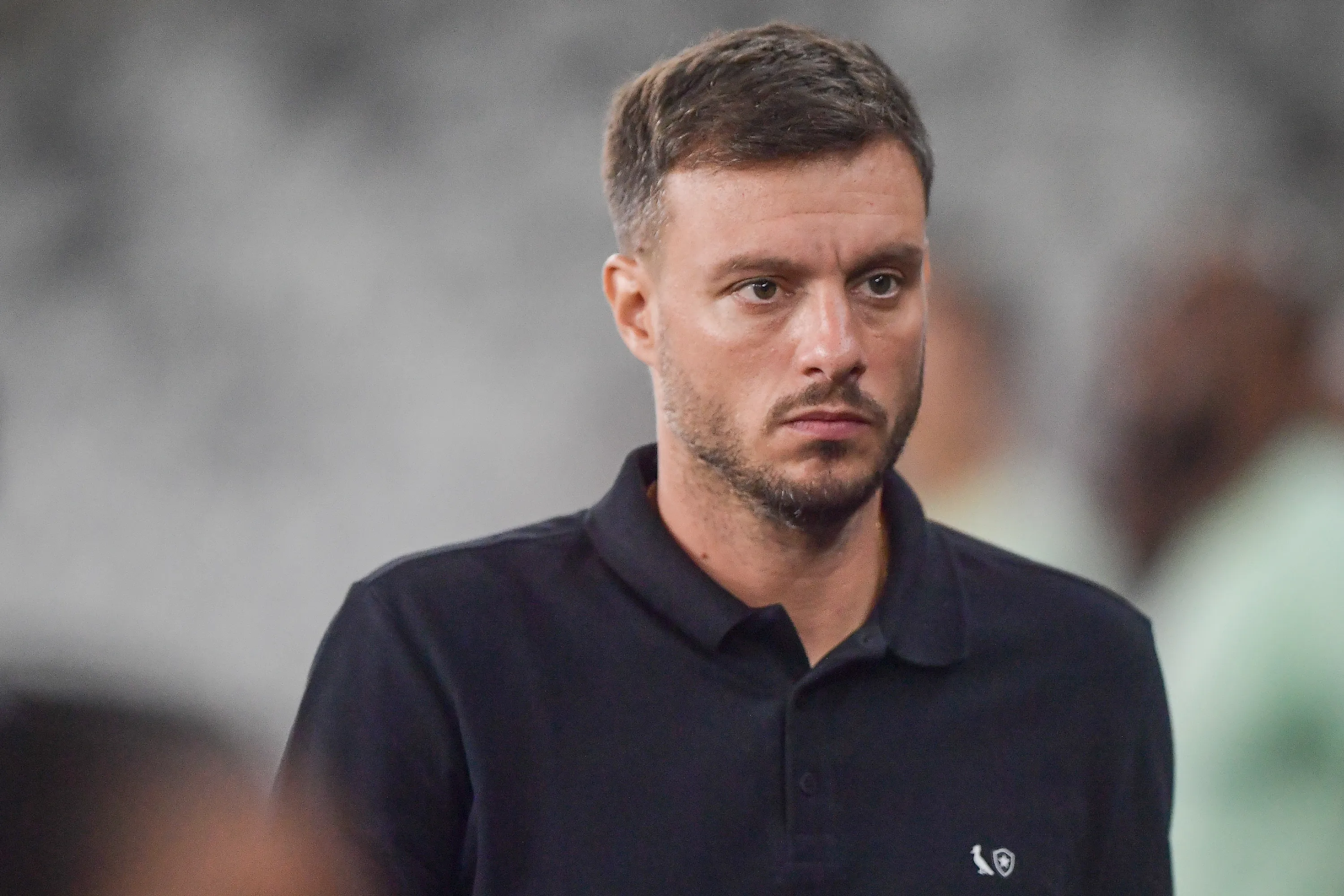 RJ – RIO DE JANEIRO – 29/01/2026 – BRASILEIRO A 2026, BOTAFOGO X CRUZEIRO – Martin Anselmi tecnico do Botafogo durante partida contra o Cruzeiro no estadio Engenhao pelo campeonato Brasileiro A 2026. Foto: Thiago Ribeiro/AGIF