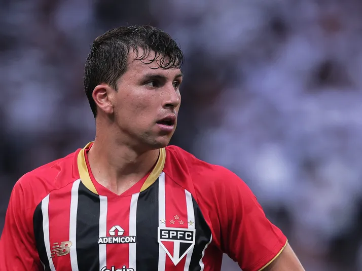 Tapia, do São Paulo, atrai interesse do Leeds, da Inglaterra