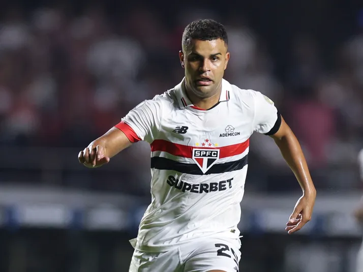 Marcelo Paz expõe bastidores por Alisson e explica recusa do Corinthians