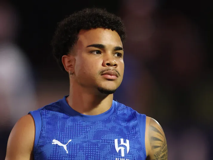 Kaio César reforça o Corinthians para Supercopa e Paquetá, o Flamengo