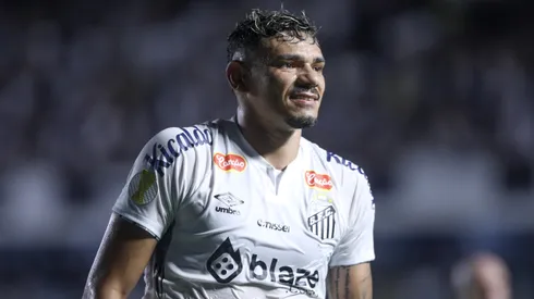 Tiquinho Soares negocia com o Coritiba