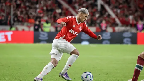 Braian Aguirre pode deixar o Internacional para o Rosario. Foto: Lucas Gabriel Cardoso/AGIF