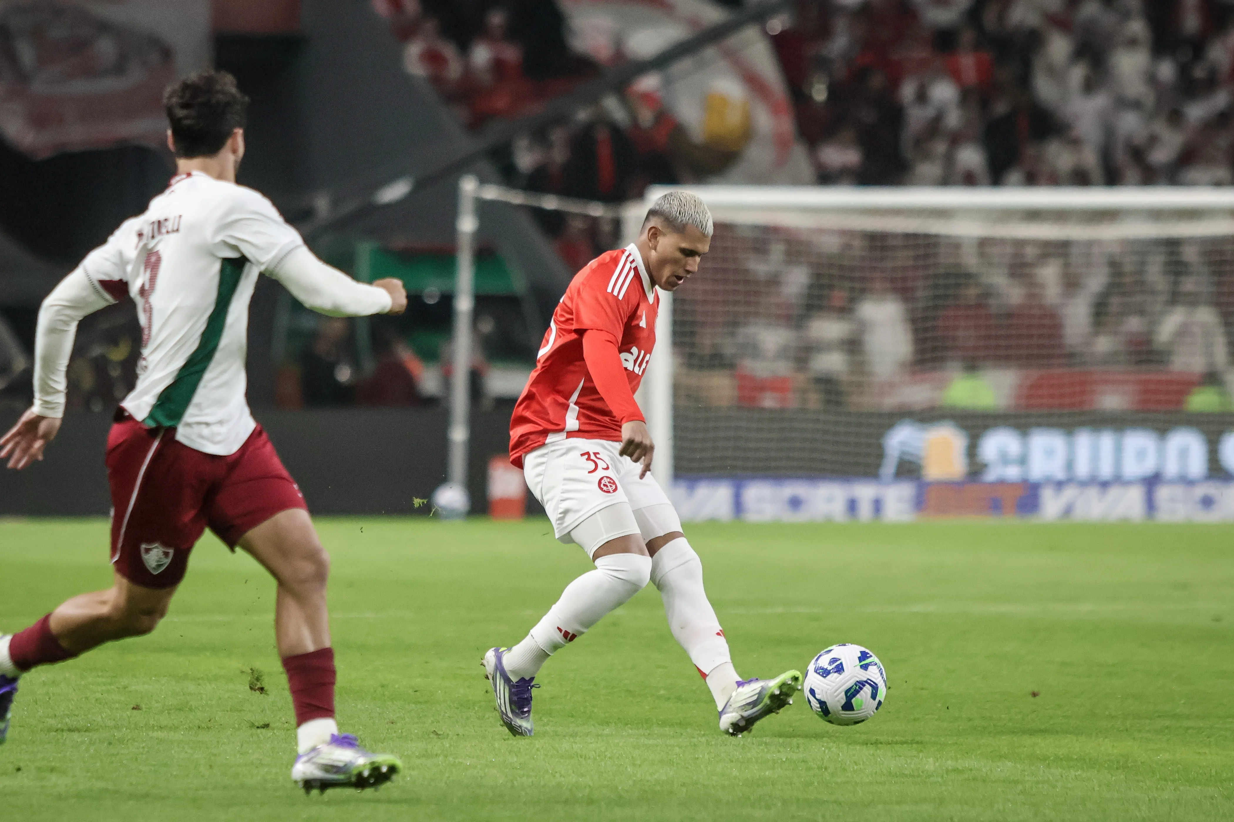 Braian Aguirre em Internacional x Fluminense pela Copa do Brasil 2025. Foto: Lucas Gabriel Cardoso/AGIF