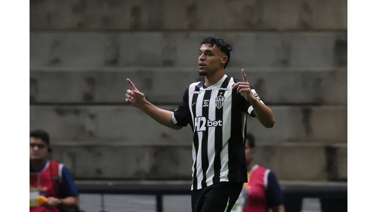 Victor Hugo jogador do Atletico comemora seu gol durante partida contra o Palmeiras no estadio Arena MRV pelo campeonato Brasileiro A 2026. Foto: Gilson Lobo/AGIF