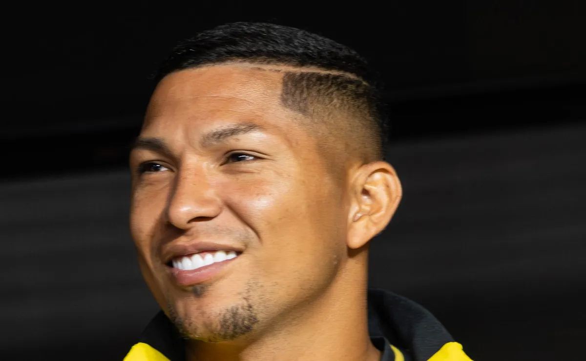 Rony entra no BID e reforça o Santos contra o São Paulo