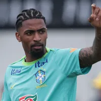 Alexsandro, alvo do Flamengo, pode voltar ao Brasil e fechar com o Palmeiras