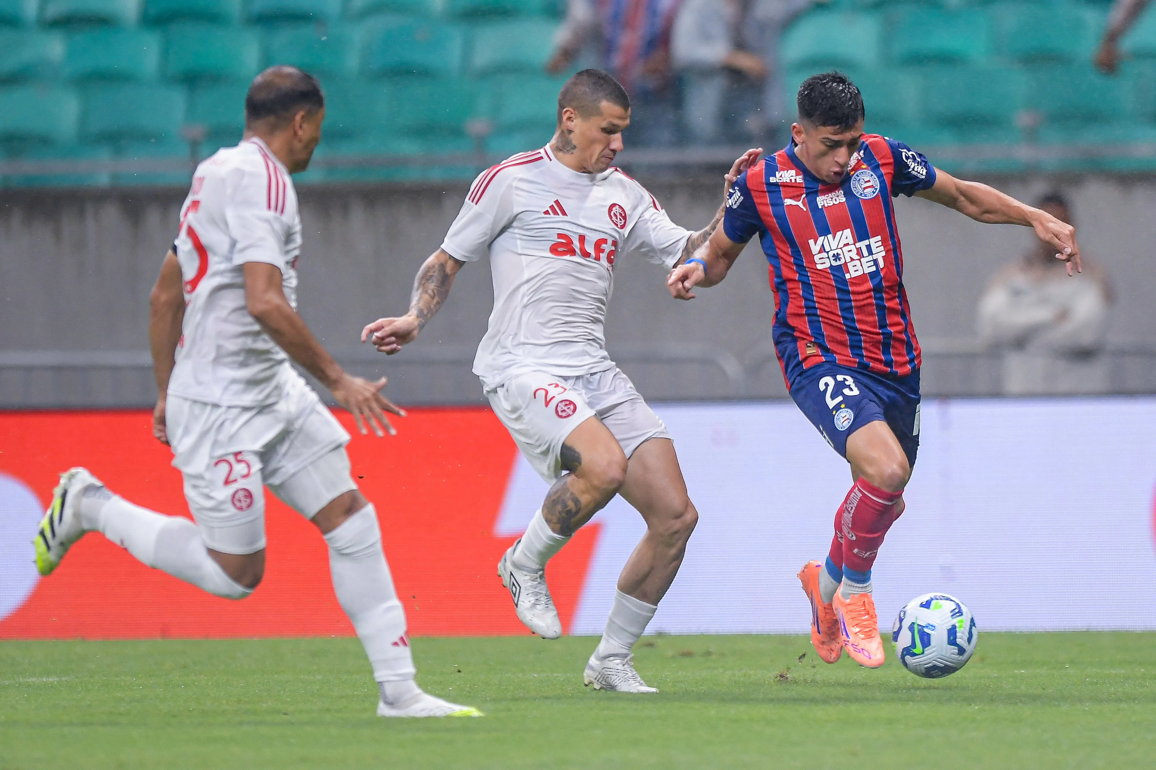 Sanabria em Bahia x Internacional pelo campeonato Brasileiro A 2025. Foto: Jhony Pinho/AGIF