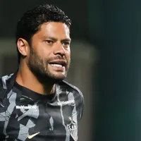 Atlético-MG poupa Hulk e seis titulares para enfrentar o Pouso Alegre