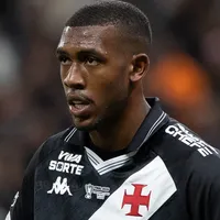 Rayan, ex-Vasco, dá bela assistência em estreia pelo Bournemouth