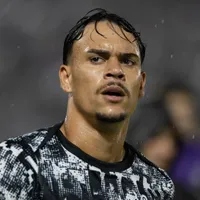 Corinthians desiste de novo zagueiro após volta de João Pedro Tchoca