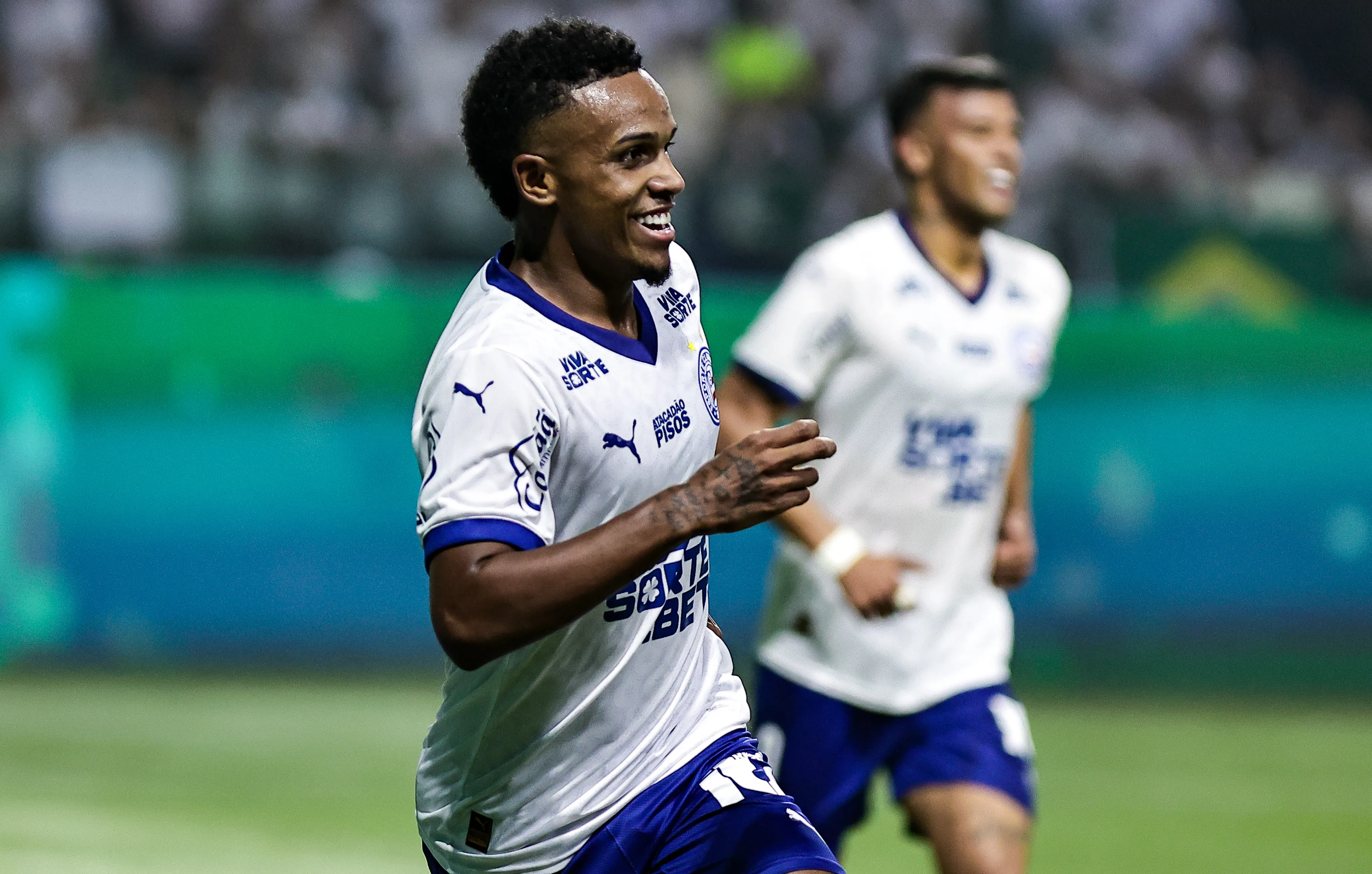 SP – SAO PAULO – 27/04/2025 – BRASILEIRO A 2025, PALMEIRAS X BAHIA –  Kayky jogador do Bahia comemora seu gol durante partida contra o Palmeiras no estadio Arena Allianz Parque pelo campeonato Brasileiro A 2025.  Foto: Fabio Giannelli/AGIF