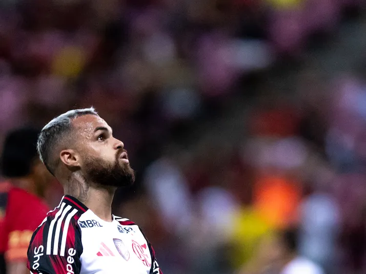 Michael manda recado de despedida para a torcida do Flamengo