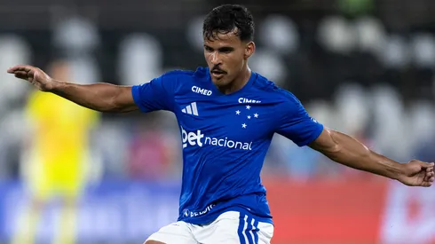 Kaiki em campo pelo Cruzeiro