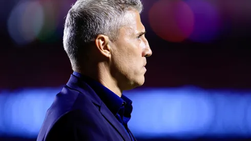 Hernan Crespo tecnico do Sao Paulo durante partida contra o Santos no estadio Morumbi pelo campeonato Paulista 2026. Foto: Marcello Zambrana/AGIF