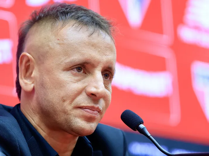 Rafael analisa chegada de Rafinha ao São Paulo