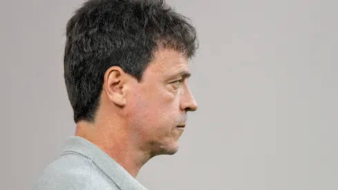 Fernando Diniz tecnico do Vasco durante partida contra o Flamengo no estadio Maracana pelo campeonato Carioca 2026. Foto: Thiago Ribeiro/AGIF
