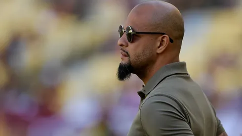 Felipe Melo ex-jogador do Fluminense antes da partida contra o Botafogo no estadio Maracana pelo campeonato Carioca 2024. Foto: Thiago Ribeiro/AGIF
