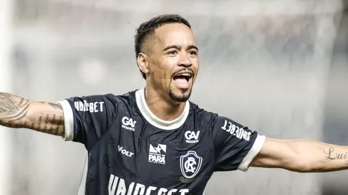 Yago Pikachu jogador do Remo comemora seu gol durante partida contra o Aguia de Maraba no estadio Mangueirao pelo campeonato [COMPETICAO]. Foto: Marcos Junior/AGIF
