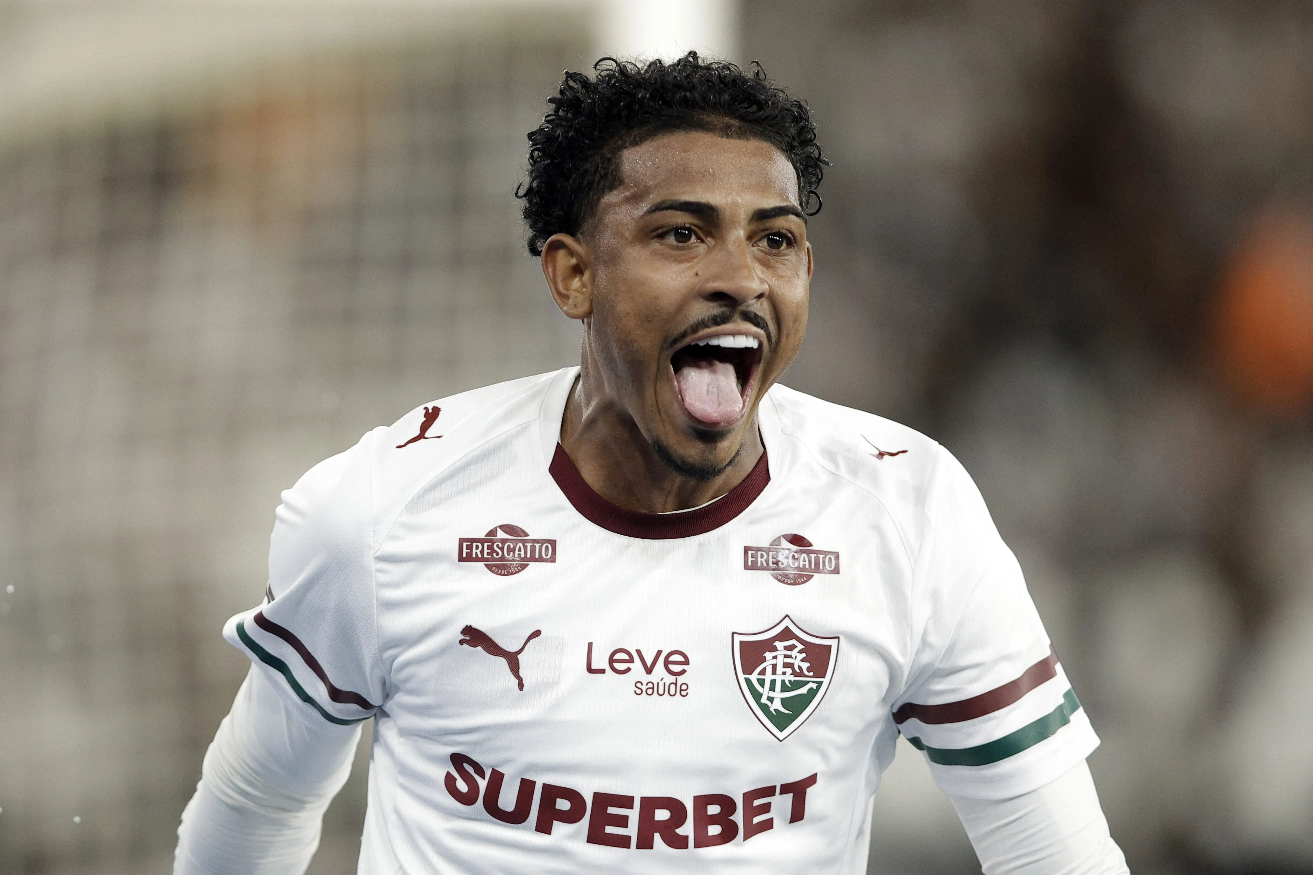 John Kennedy jogador do Fluminense comemora seu gol durante partida contra o Botafogo no estadio Engenhao pelo campeonato Carioca 2026. Foto: Andre Mourao/AGIF