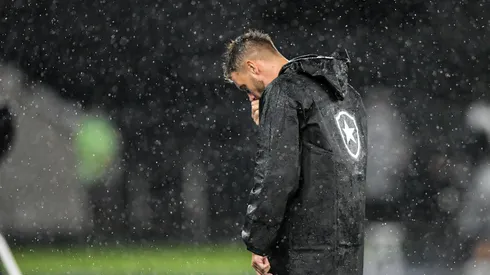 Martin Anselmi tecnico do Botafogo durante partida contra o Fluminense no estadio Engenhao pelo campeonato Carioca 2026. Foto: Thiago Ribeiro/AGIF
