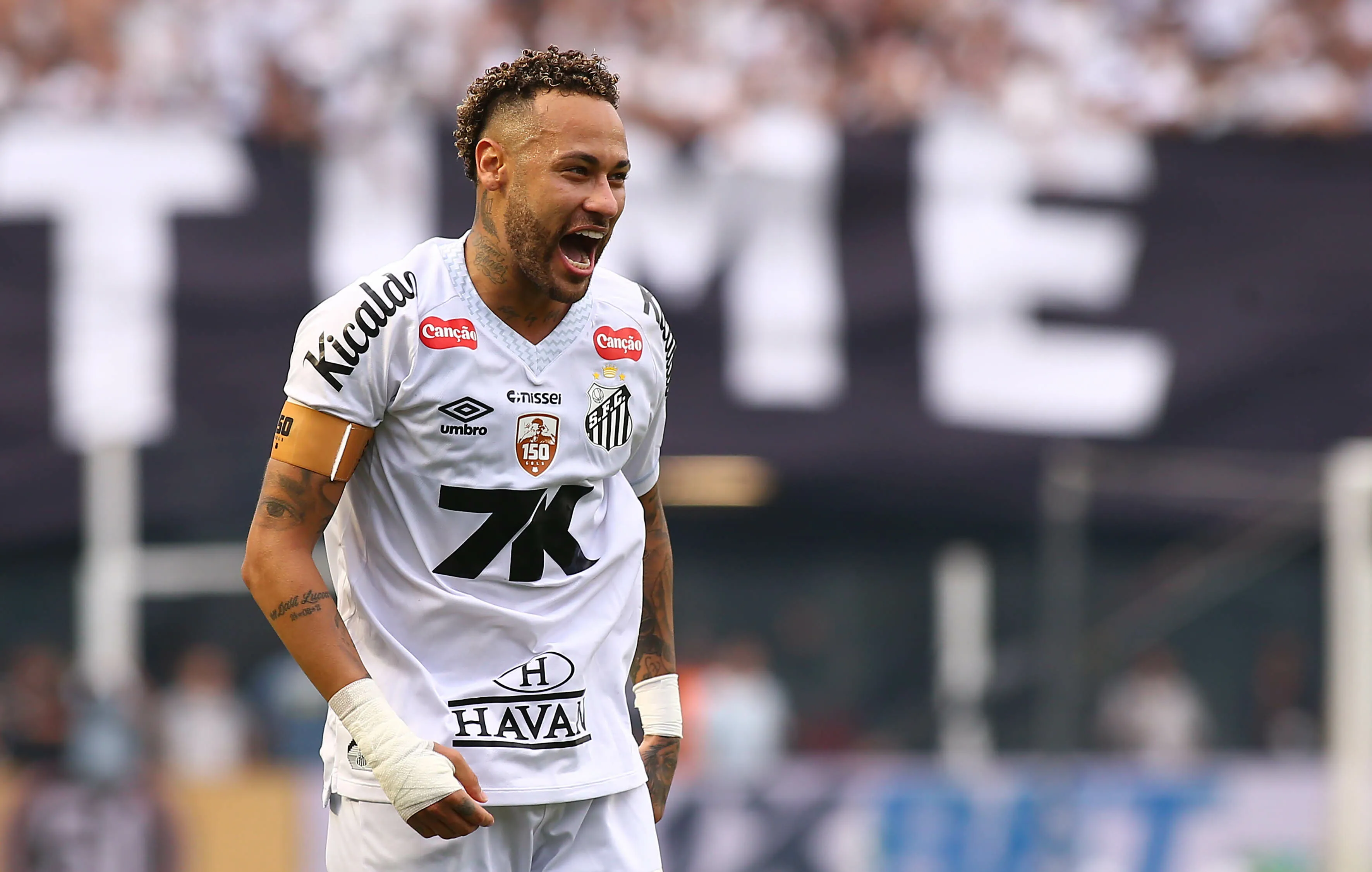 SP – SANTOS – 07/12/2025 – BRASILEIRO A 2025, SANTOS X CRUZEIRO – Neymar Jr jogador do Santos durante partida contra o Cruzeiro no estadio Vila Belmiro pelo campeonato Brasileiro A 2025. Foto: Mauricio De Souza/AGIF