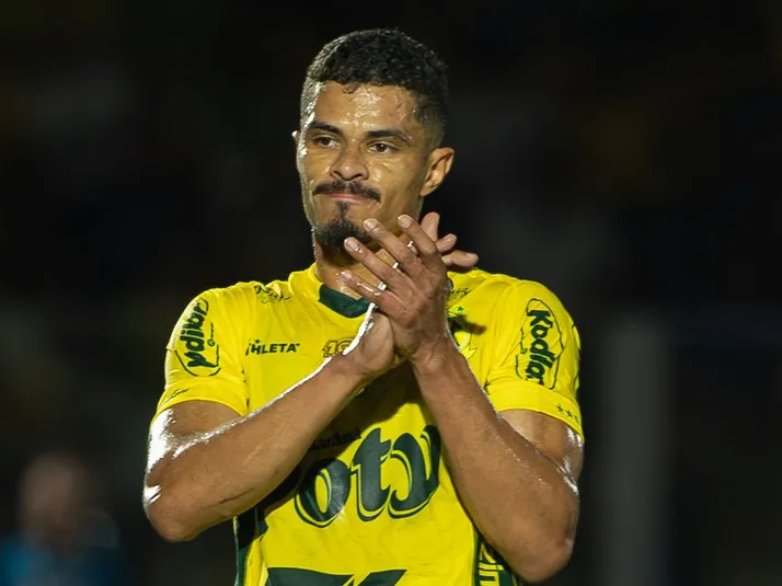 São Paulo acertou a contratação do lateral-direito Lucas Ramon