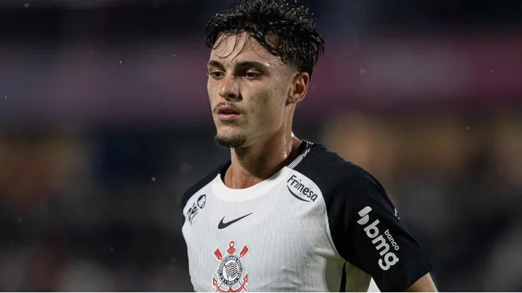Breno Bidon durante confronto entre Bragantino e Corinthians no Campeonato Paulista de 2026.