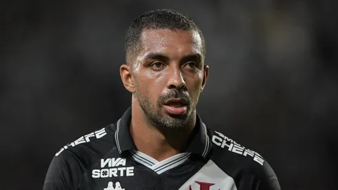 Vasco estipula preço para negociar Paulo Henrique.