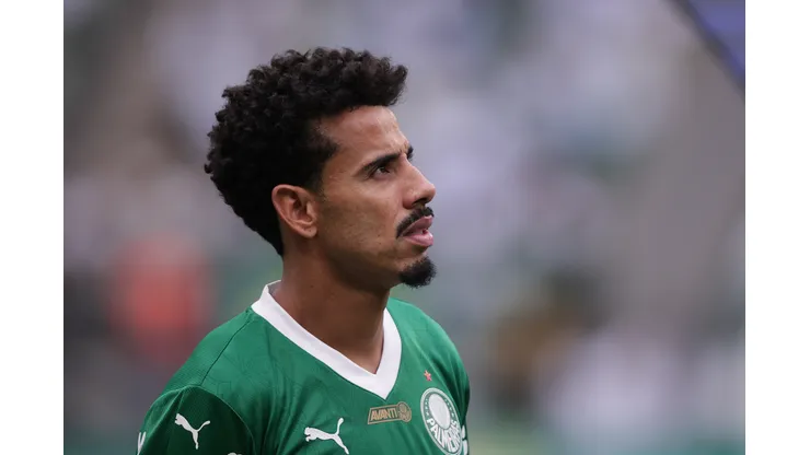SP - SAO PAULO - 10/08/2025 - BRASILEIRO A 2025, PALMEIRAS X CEARA - Lucas Evangelista jogador do Palmeiras durante partida contra o Ceara no estadio Arena Allianz Parque pelo campeonato Brasileiro A 2025. Foto: Ettore Chiereguini/AGIF
