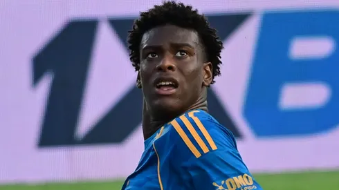 Jonathan Jesus durante confronto contra o Santos no Brasileirão de 2025.