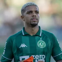 Robert, da Chapecoense, sofre lesão grave no joelho