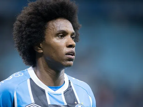 Willian deve atuar de meia no Grêmio e contratação é descartada
