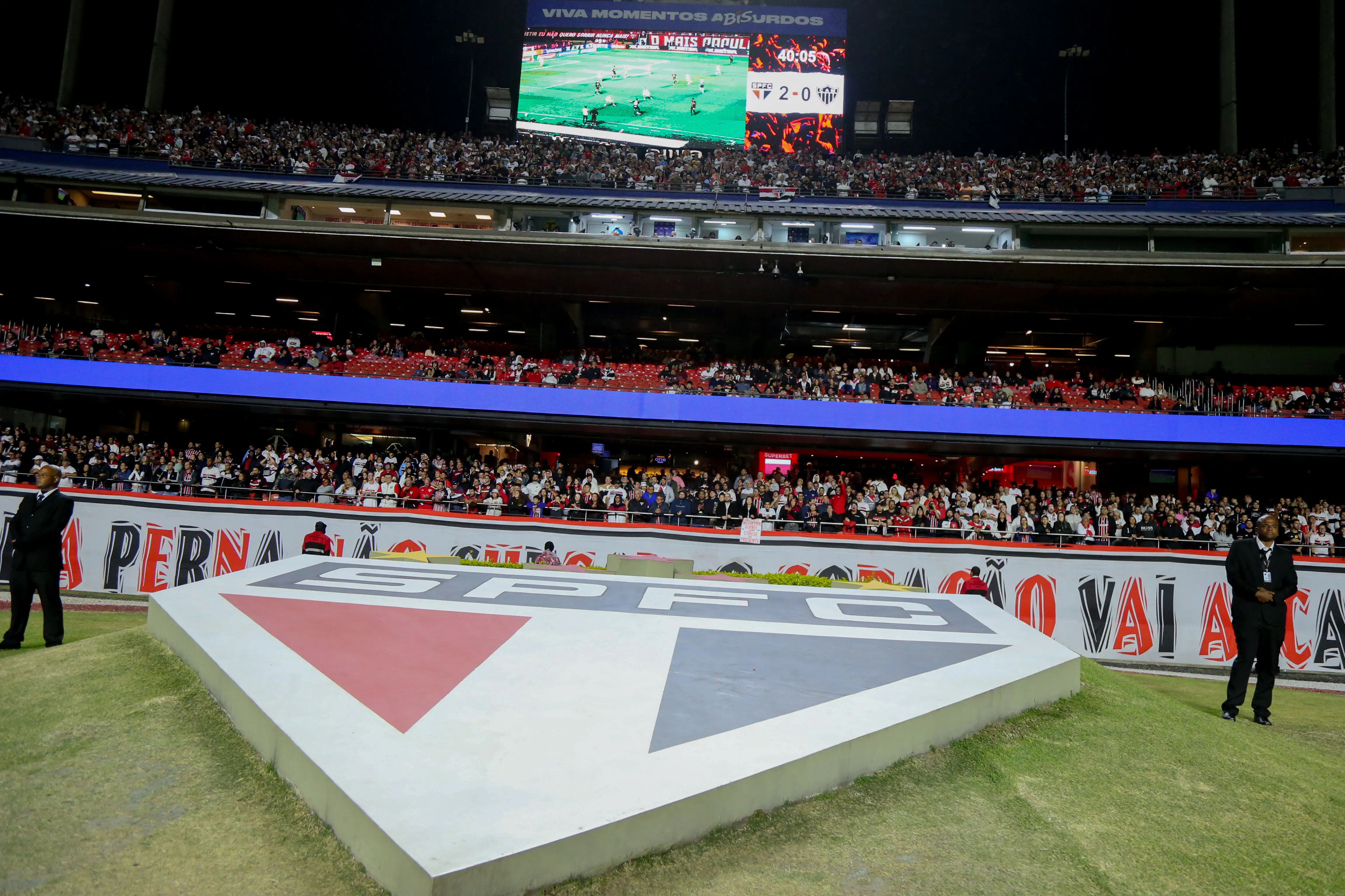 SP – SAO PAULO – 24/08/2025 – BRASILEIRO A 2025, SAO PAULO X ATLETICO-MG – Torcida do Sao Paulo durante a partida contra o Atletico no estadio Morumbis em Sao Paulo (SP), pelo campeonato Brasileiro A 2025. Foto: Marlon Costa/AGIF