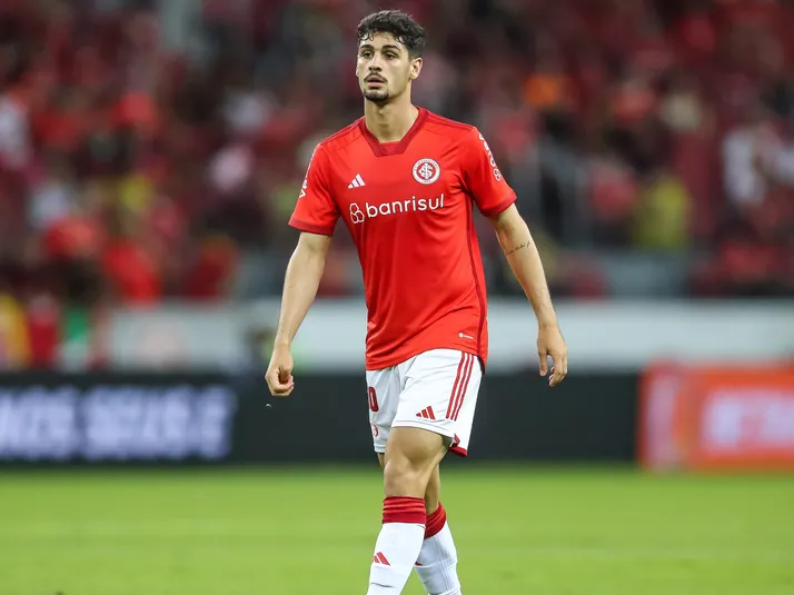 Johnny, ex-Internacional, foi oferecido ao Palmeiras