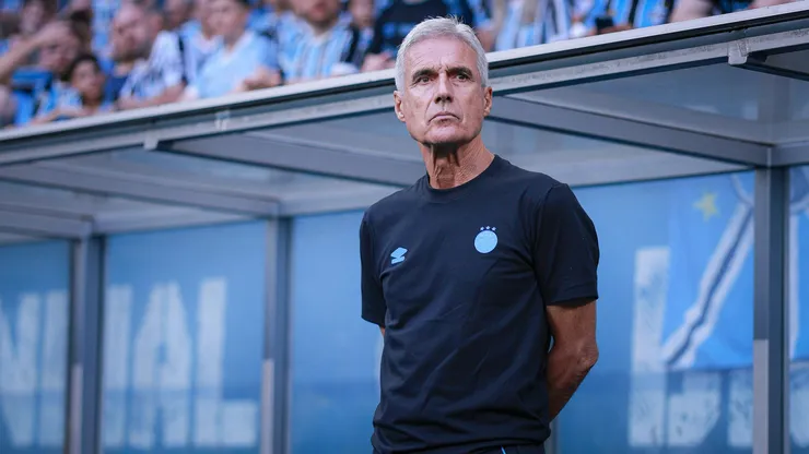 Luís Castro, técnico do Grêmio