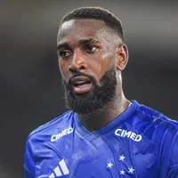 Gerson volta a jogar como segundo volante com Tite