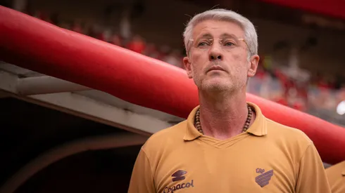 Odair Hellmann, técnico do Athletico-PR