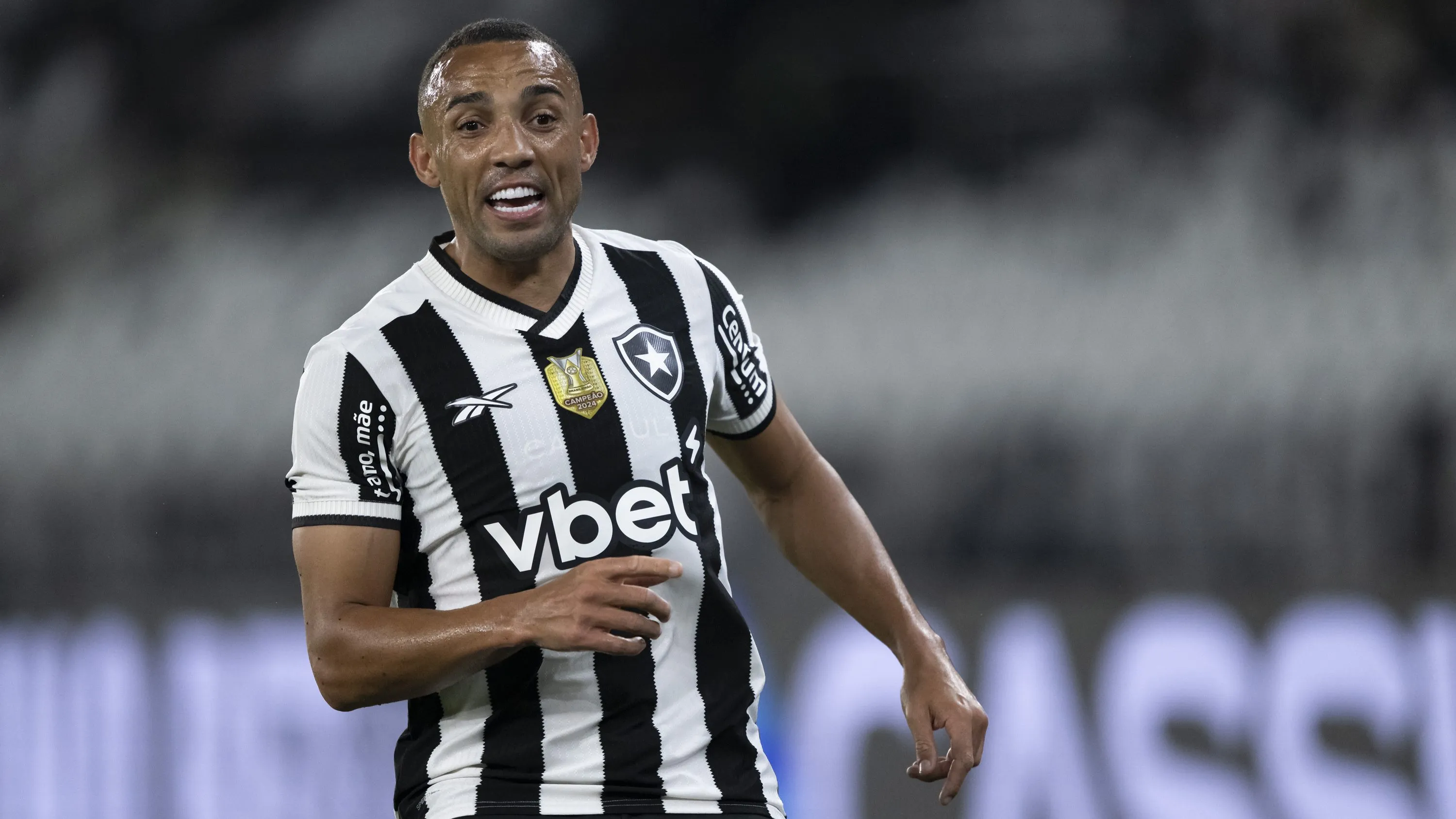 Marçal será ausência em Botafogo x Grêmio. Foto: Jorge Rodrigues/AGIF