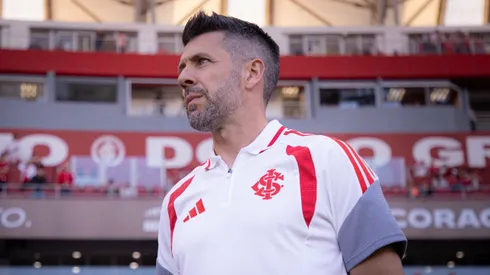 Paulo Pezzolano tecnico do Internacional durante partida contra o INTER-SM no estadio Beira-Rio pelo campeonato Gaucho 2026. Foto: Maxi Franzoi/AGIF