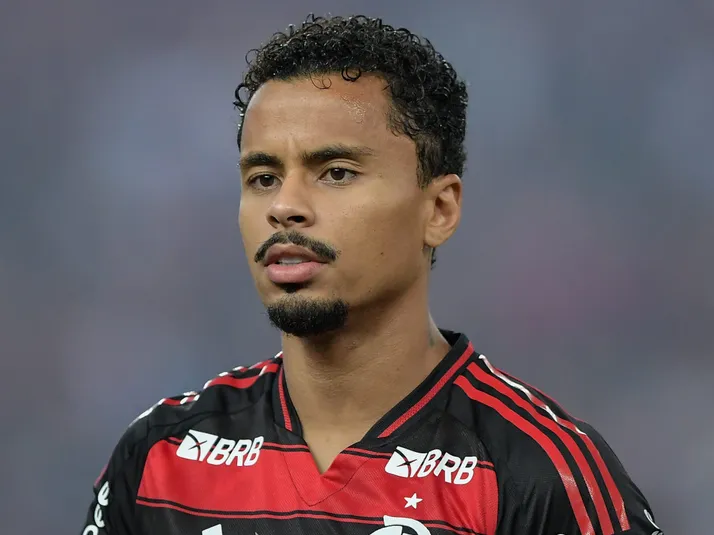 Corinthians recua após Flamengo pedir pagamento por Allan