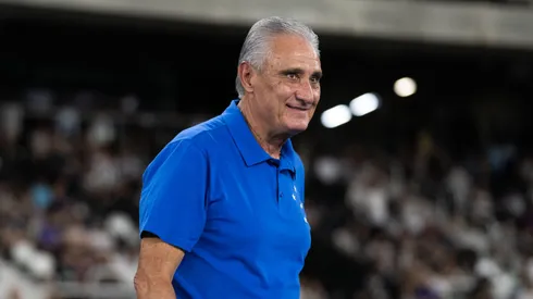 Tite tecnico do Cruzeiro durante partida contra o Botafogo no estadio Engenhao pelo campeonato Brasileiro A 2026. Foto: Jorge Rodrigues/AGIF