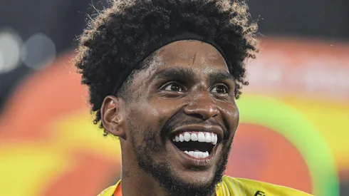 Hugo Souza jogador do Corinthians comemora titulo de campeao apos partida contra o Vasco no estadio Maracana pela decisao do campeonato Copa Do Brasil 2025. Foto: Thiago Ribeiro/AGIF