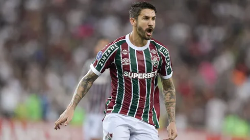 Everaldo está na mira do Athletico-PR