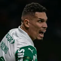 Paulinho só deve estar 100% fisicamente depois da Copa