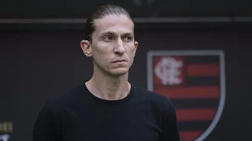 Filipe Luís tentou, mas Flamengo ficou no empate com o Inter. 
