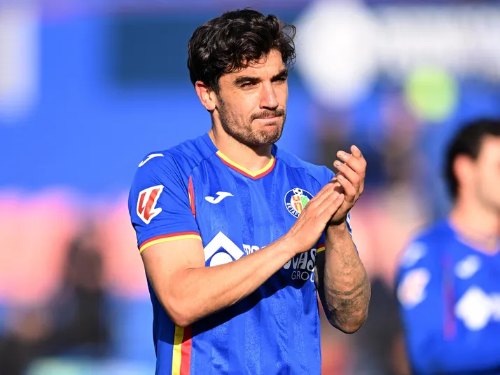 Mauro Arambarri entra na mira do Vasco