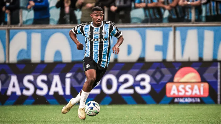 Cuiabano, ex-lateral do Grêmio. Foto: Maxi Franzoi/AGIF